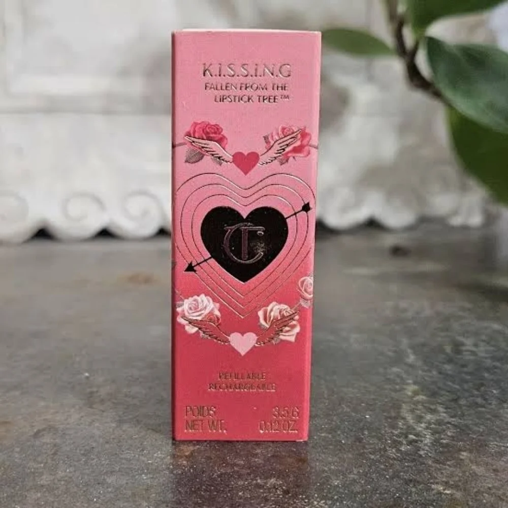 Charlotte Tilbury KISSING Fallen From The Lipstick Tree Lipstick - Nude Romance